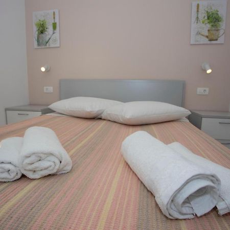 Apartments Medvidovic Baška Voda Dış mekan fotoğraf
