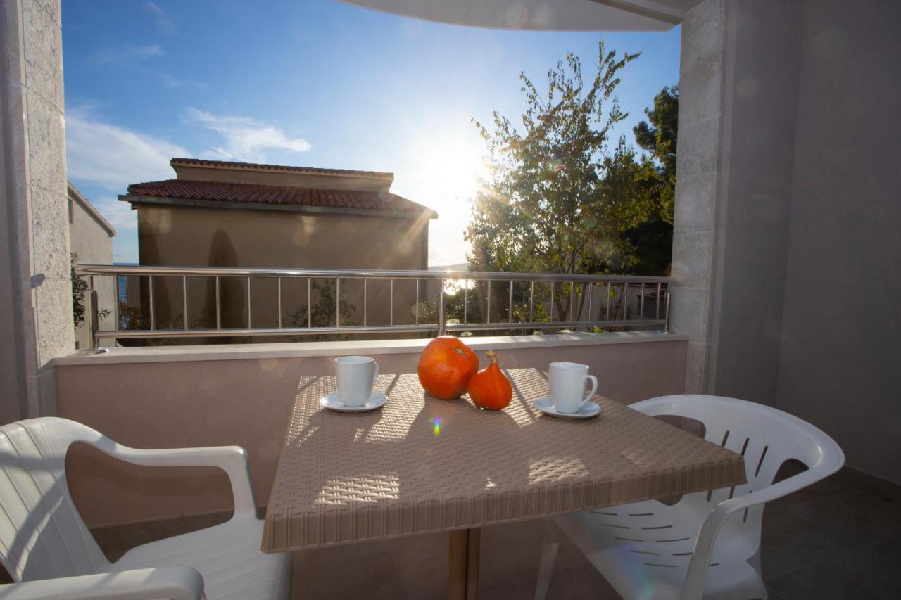 Apartments Medvidovic Baška Voda Dış mekan fotoğraf