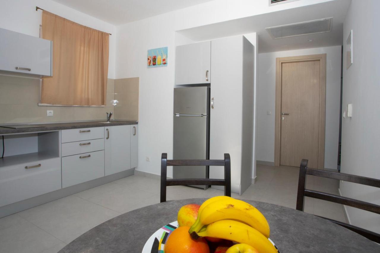 Apartments Medvidovic Baška Voda Dış mekan fotoğraf
