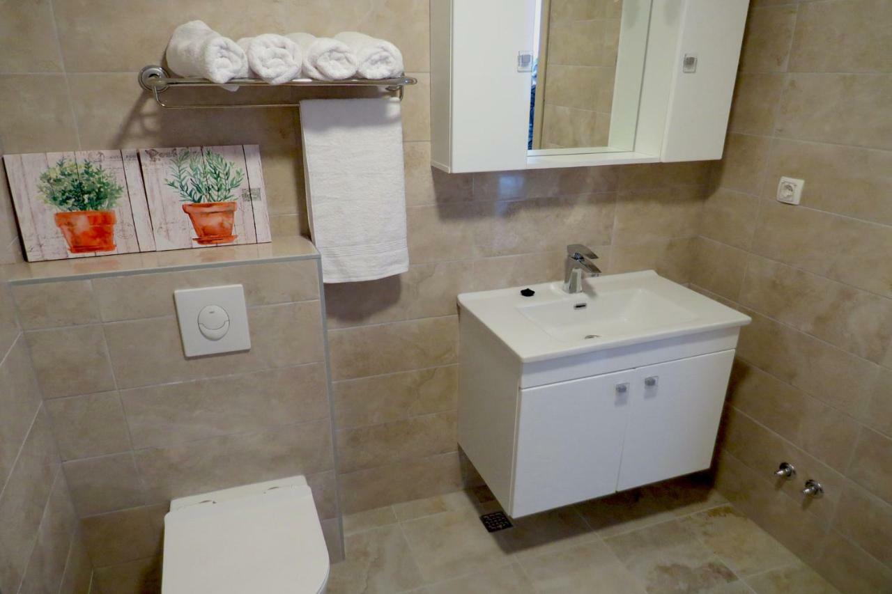 Apartments Medvidovic Baška Voda Dış mekan fotoğraf